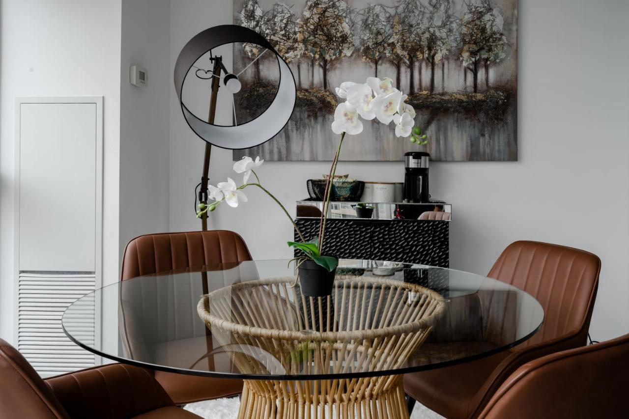 Apartamento The Perfect Getaway Toronto Exterior foto