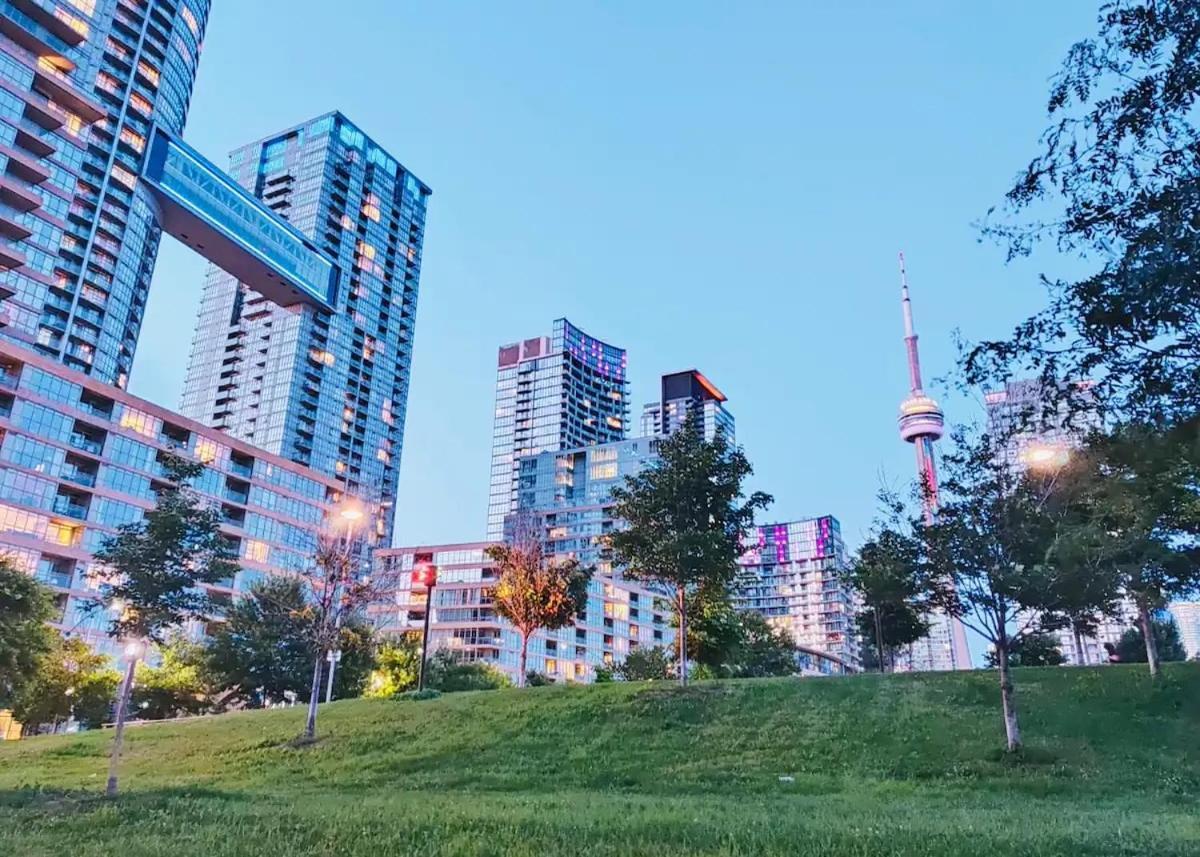 Apartamento The Perfect Getaway Toronto Exterior foto